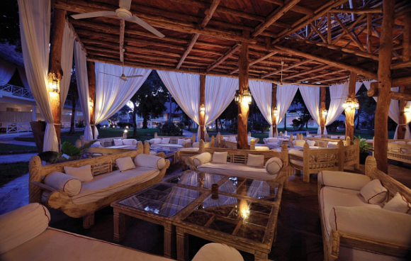 Schön eingerichteter Gemscheinschaftsbereich im ananea Diamonds Malindi