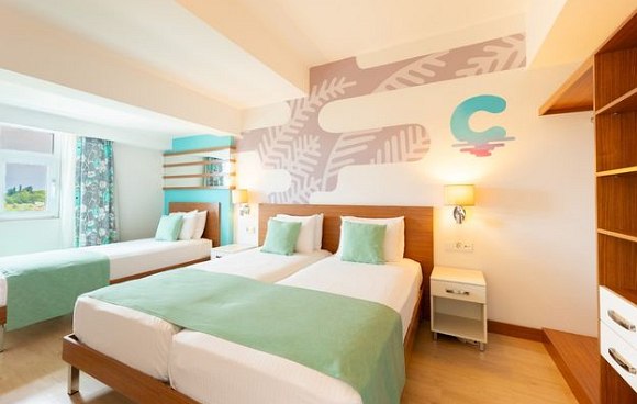 Calimera Familienzimmer mit einer Terrasse