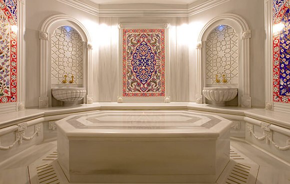 Hammam türkisches Bad mit orientalischen Fliesen