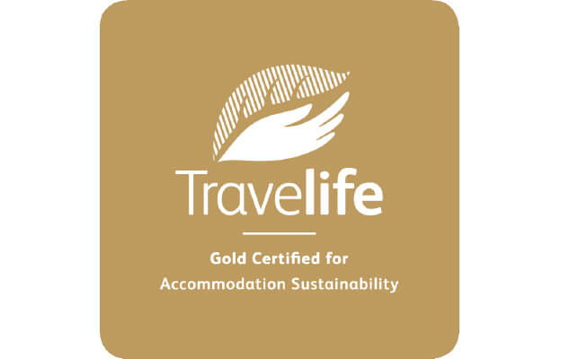 TraveLife Logo