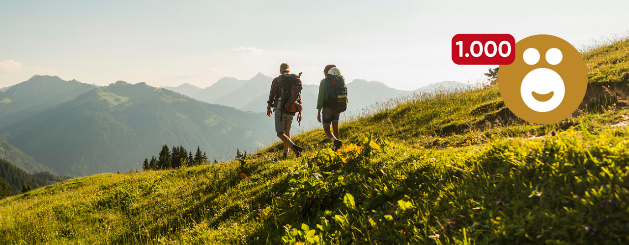 Paar in Österreich am Wandern
