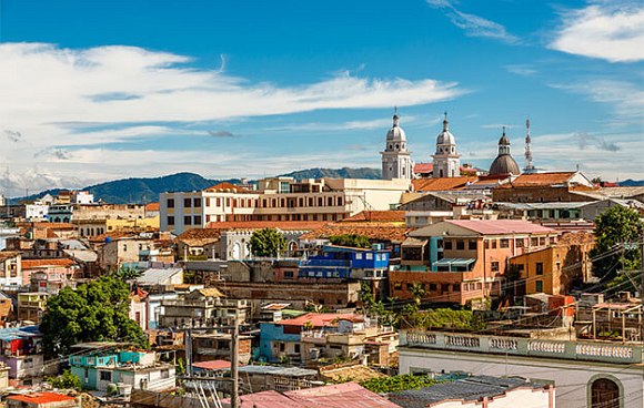 Panorama von Santiago de Cuba