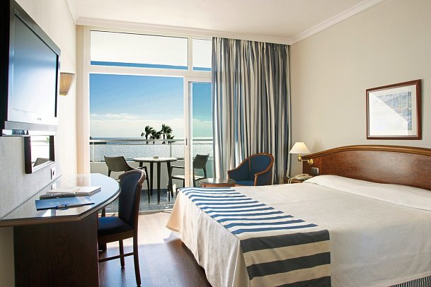 VIK Hotel San Antonio - Wohnbeispiel Doppelzimmer Komfort Meerblick (Zimmercodierung DFM)