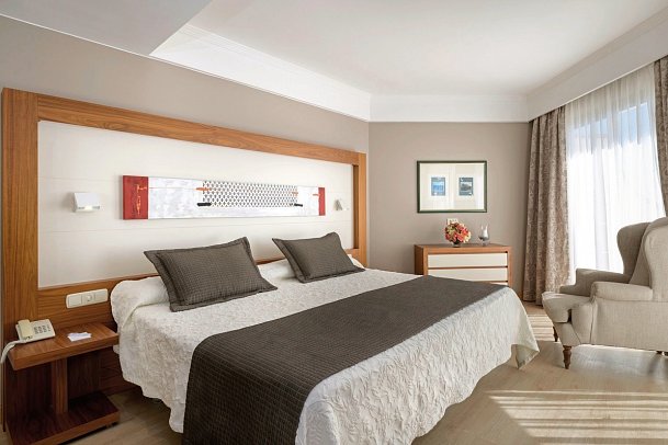 Hipotels Natura Palace - Wohnbeispiel Suite Meerblick (Zimmercodierung W1M)