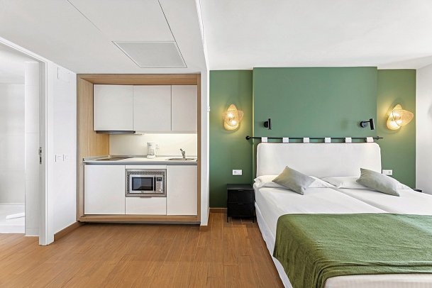 THB Lanzarote Beach - Wohnbeispiel Familienzimmer Meerblick (Zimmercodierungen FBM & F1M)