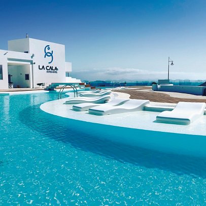 La Cala Suites Hotel