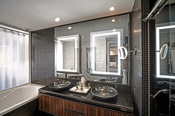 Sofitel Thalassa Sea & Spa - Wohnbeispiel Doppelzimmer Superior Gartenblick (Zimmercodierungen DSG & DCG)