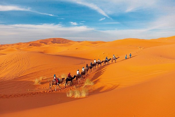 Marokkos Schätze - Küstenkultur, Marrakesch und die unendliche Weite der Wüste - Agafay-Wüste - Kamelritt