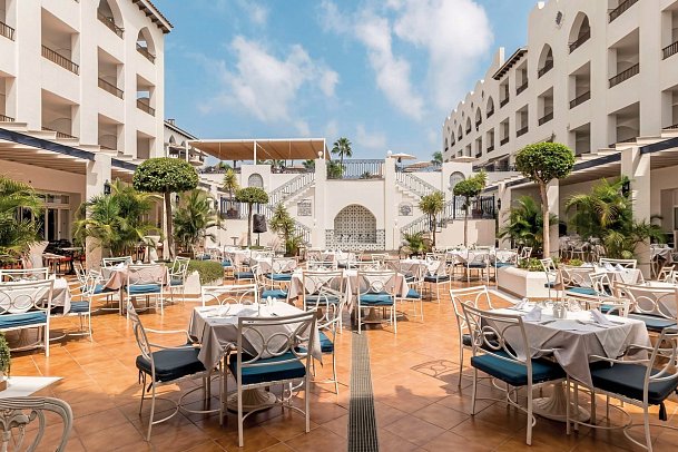 Hotel Mac Puerto Marina