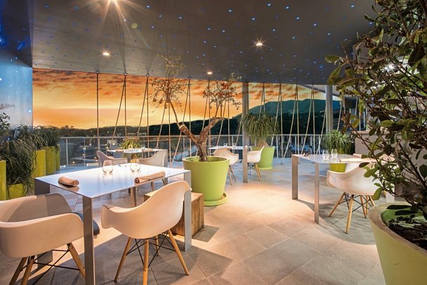 Higuerón Hotel Málaga, Curio Collection by Hilton - Restaurant „Sollo by Diego Gallegos“