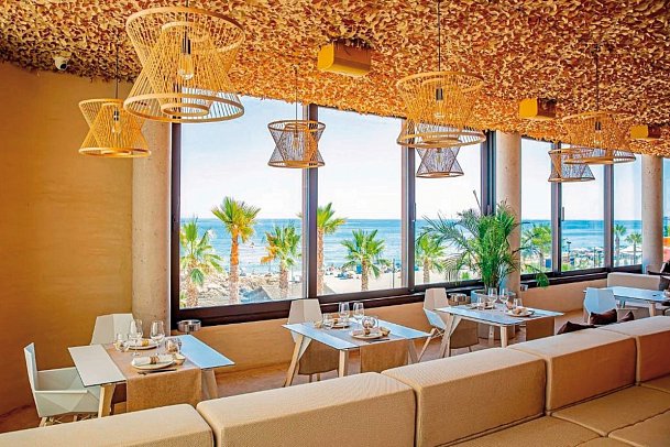 Higuerón Hotel Málaga, Curio Collection by Hilton - Restaurant „The Japo“