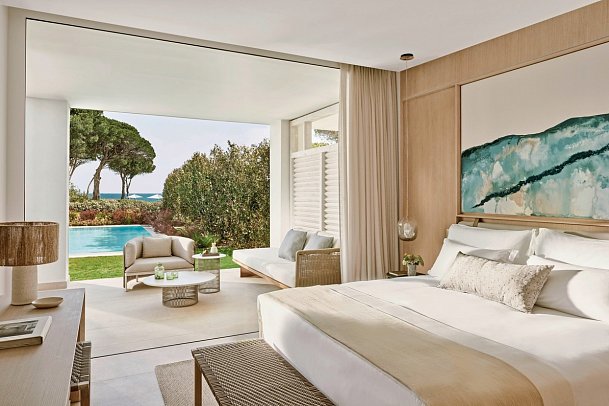 Ikos Andalusia - Wohnbeispiel Deluxe Suite 3 Schlafzimmer privater Pool (Zimmercodierung TDP)