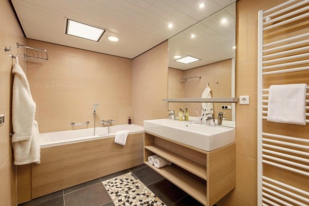 Center Parcs De Eemhof - Wohnbeispiel Haus VIP (Zimmercodierungen BD1 & BD2)