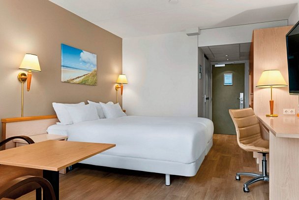 NH Zandvoort - Wohnbeispiel Doppelzimmer Standard Meerblick (Zimmercodierung DGM)