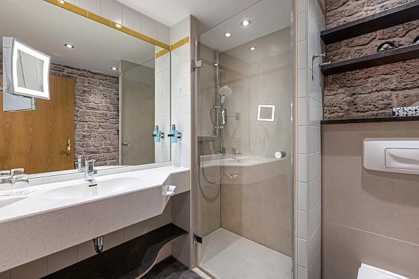 IFA Alpenrose Hotel - Beispiel Bad Doppelzimmer Standard (Zimmercodierung DB1)