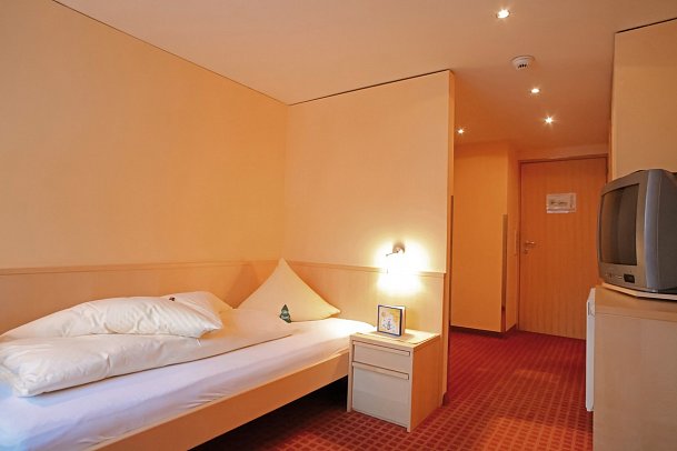 Sonne Bezau – Familotel Bregenzerwald - Wohnbeispiel Einzelzimmer Sternzimmer (Zimmercodierung EB1)