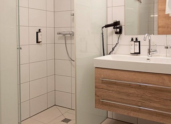 Kräuter & Spa DAS SCHÄFER - Wohnbeispiel Bergsuite 62 (Zimmercodierung WB2)