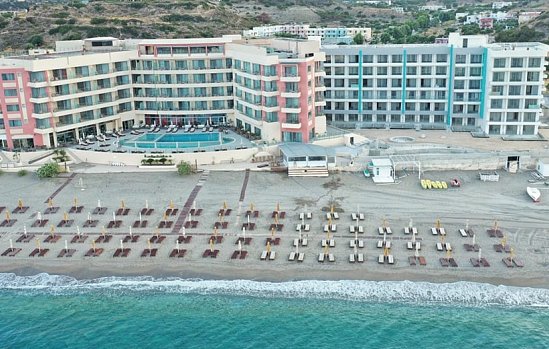 Konstantinos Palace