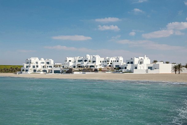 Anantara Santorini Abu Dhabi Retreat