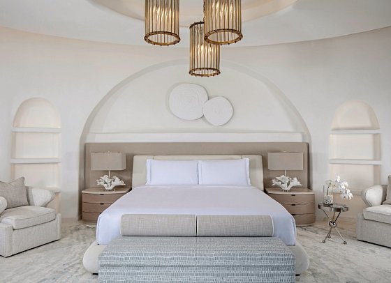 Anantara Retreat Santorini Abu Dhabi - Royal Santorini Duplex Suite