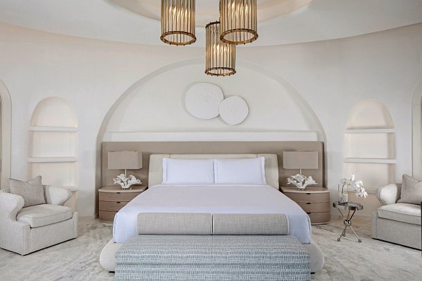 Anantara Santorini Abu Dhabi Retreat - Royal Santorini Duplex Suite