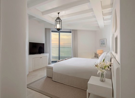 Anantara Retreat Santorini Abu Dhabi - Oia Seaview