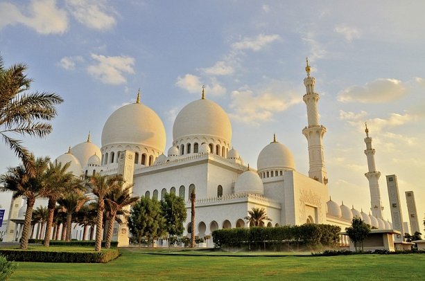 Kulturelle Schätze des Morgenlandes - Sheikh Zayed Moschee