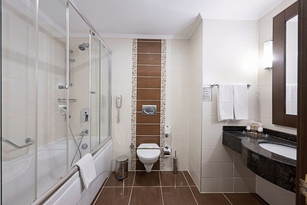 Megasaray Westbeach Antalya - Beispiel Bad