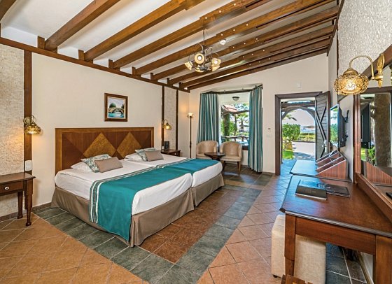 Kamelya Selin Hotel - Wohnbeispiel Doppelzimmer Strandzimmer Meerblick (Zimmercodierung DBM)