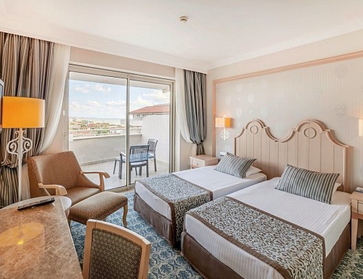 Starlight Resort Hotel - Wohnbeispiel Doppelzimmer Haupthaus (Zimmercodierungen DBU & DCU)