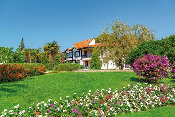 Starlight Resort Hotel