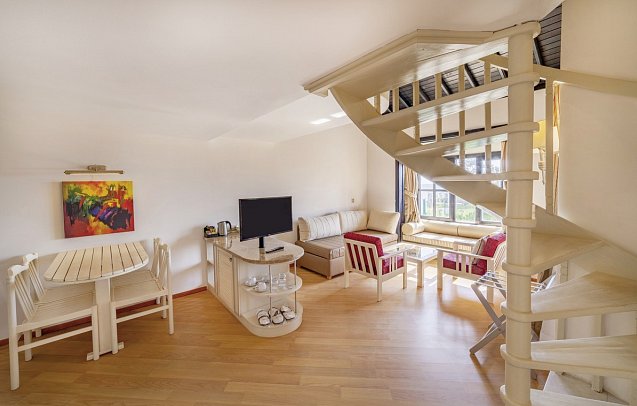 Sunrise Resort Hotel - Wohnbeispiel Familienzimmer Club Dublex (Zimmercodierungen MB1, MB2 & MB3)