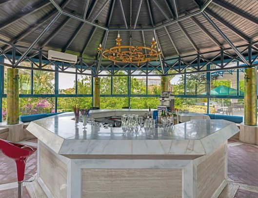 Sunrise Resort Hotel