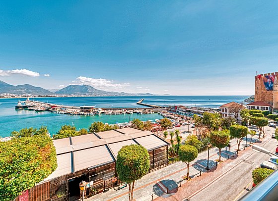 Numa Port Hotel
