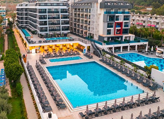 Nova Life Hotel