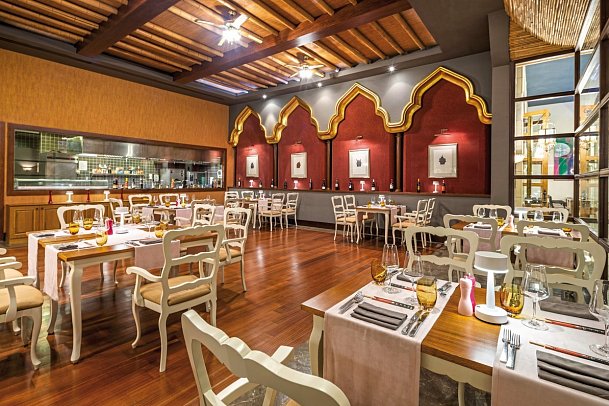 Kempinski Hotel The Dome