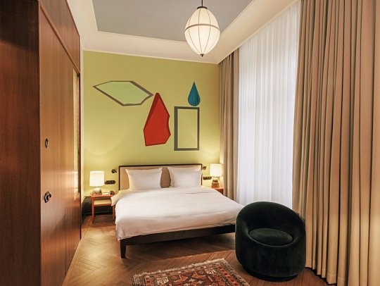 Hotel Château Royal - Large Room