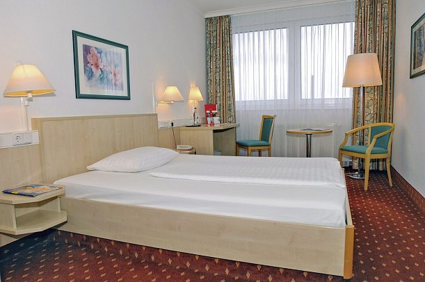 IntercityHotel Schwerin - Wohnbeispiel Doppelzimmer Standard (Zimmercodierungen DG1 & DC1)