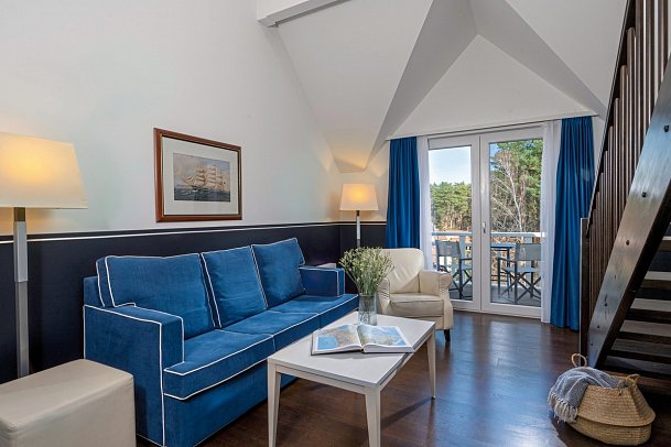 Sunday Resort Hafendorf Rheinsberg - Wohnbeispiel Juniorsuite Maisonette (Zimmercodierung JB1)