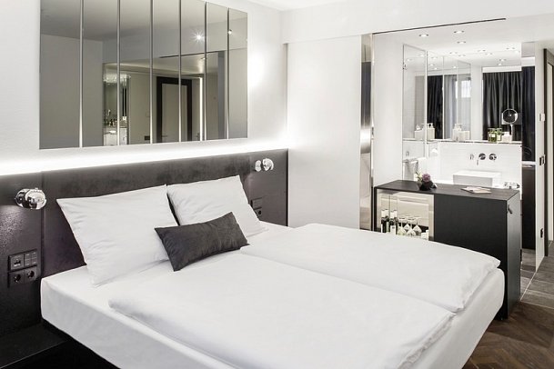 Hotel AMANO Grand Central - inkl. 1 Startnummer Berlin Halbmarathon - Wohnbeispiel Doppelzimmer Standard (Zimmercodierungen DG1 & DX1)