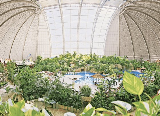 Tropical Islands - Tropenlandschaft