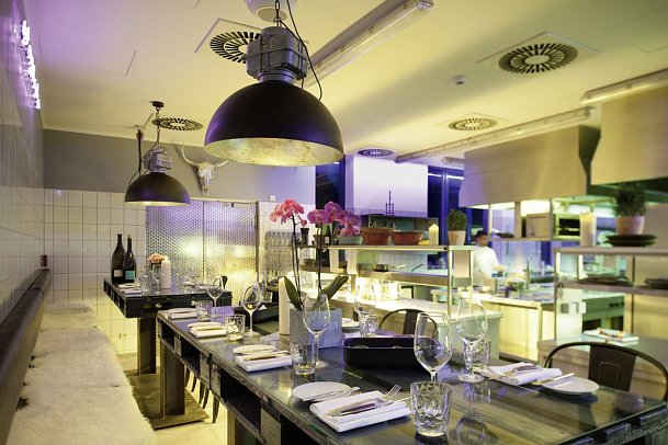 Hotel Esplanade Resort & Spa