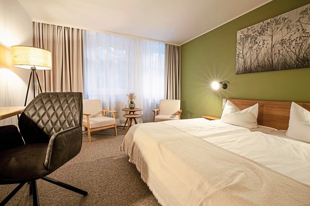 Waldhotel Eiche - Wohnbeispiel Doppelzimmer (Zimmercodierungen DB1 & DP1)