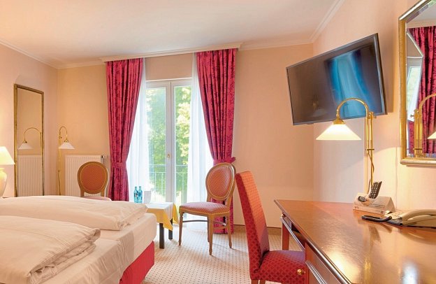 Hotel Döllnsee-Schorfheide - Wohnbeispiel Doppelzimmer Standard (Zimmercodierungen DB2 & EB1)