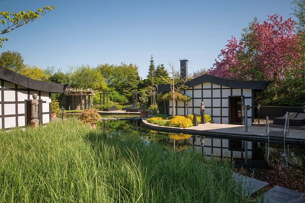 Van der Valk Resort Linstow – Ferienhäuser - Saunagarten