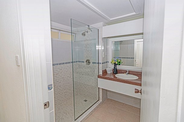 Savannah Beach Club - Badbeispiel (Zimmercodierungen DDQ & UDQ)