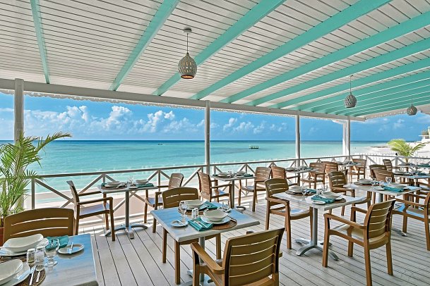 Butterfly Beach Hotel