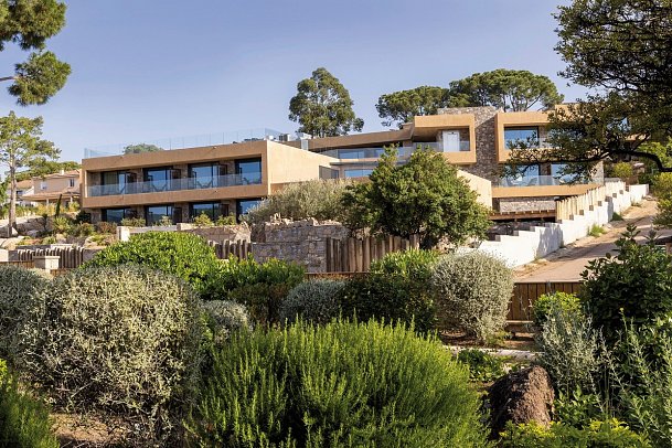 Les Regalia Hotel & Spa