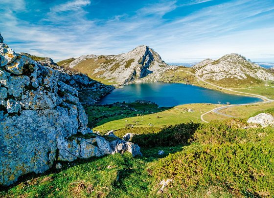 Zauberhafte Natur und reizvolle Städte Nordspaniens - Covadonga-Seen, Picos de Europa