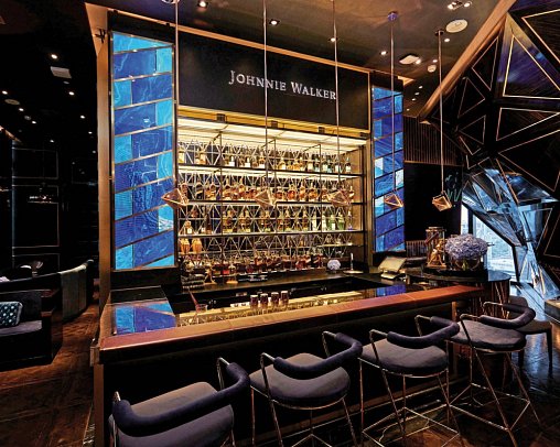 Park Hyatt Bangkok - Depth of Blue